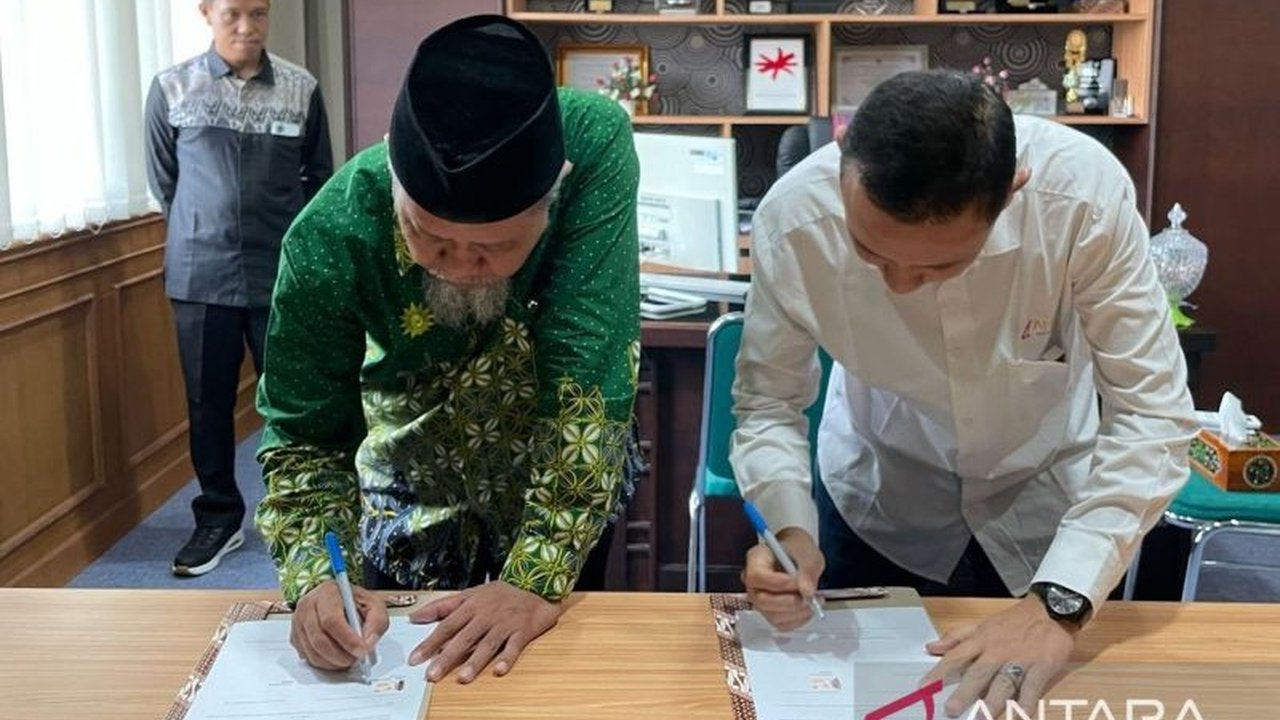 ANTARA Biro NTB menjalin kerja sama dengan Universitas Muhammadiyah Mataram (UMMAT) untuk meningkatkan publikasi kegiatan kampus dan memperkenalkan UMMAT ke khalayak luas melalui pemberitaan.