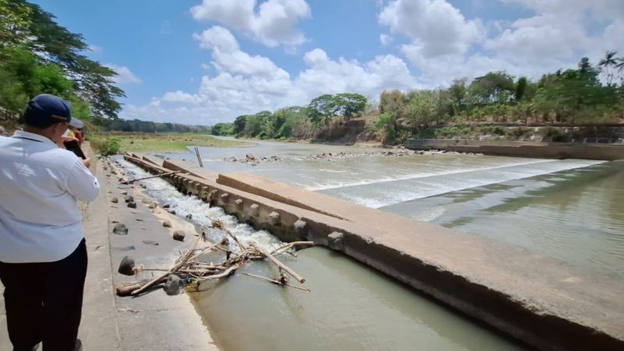 Badan Riset dan Inovasi Nasional (BRIN) meneliti efektifitas fishway di PLTA Poso, Sulawesi Tengah, untuk memastikan jalur migrasi ikan tetap terjaga dan mendukung keberlangsungan ekosistem sungai.