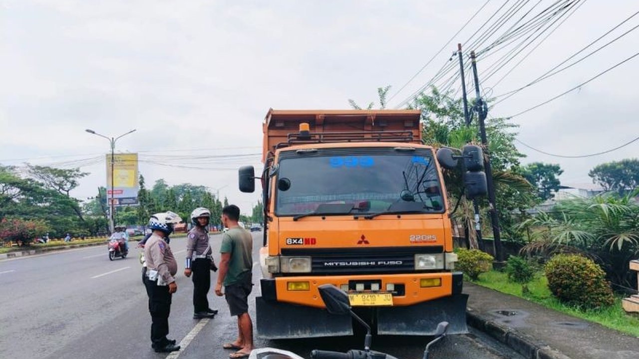 Polda Sumut menindak 14.106 pelanggaran lalu lintas selama Operasi Keselamatan Toba 2025,  gabungan tilang manual, teguran, dan ETLE, serta gencar sosialisasi keselamatan berlalu lintas.