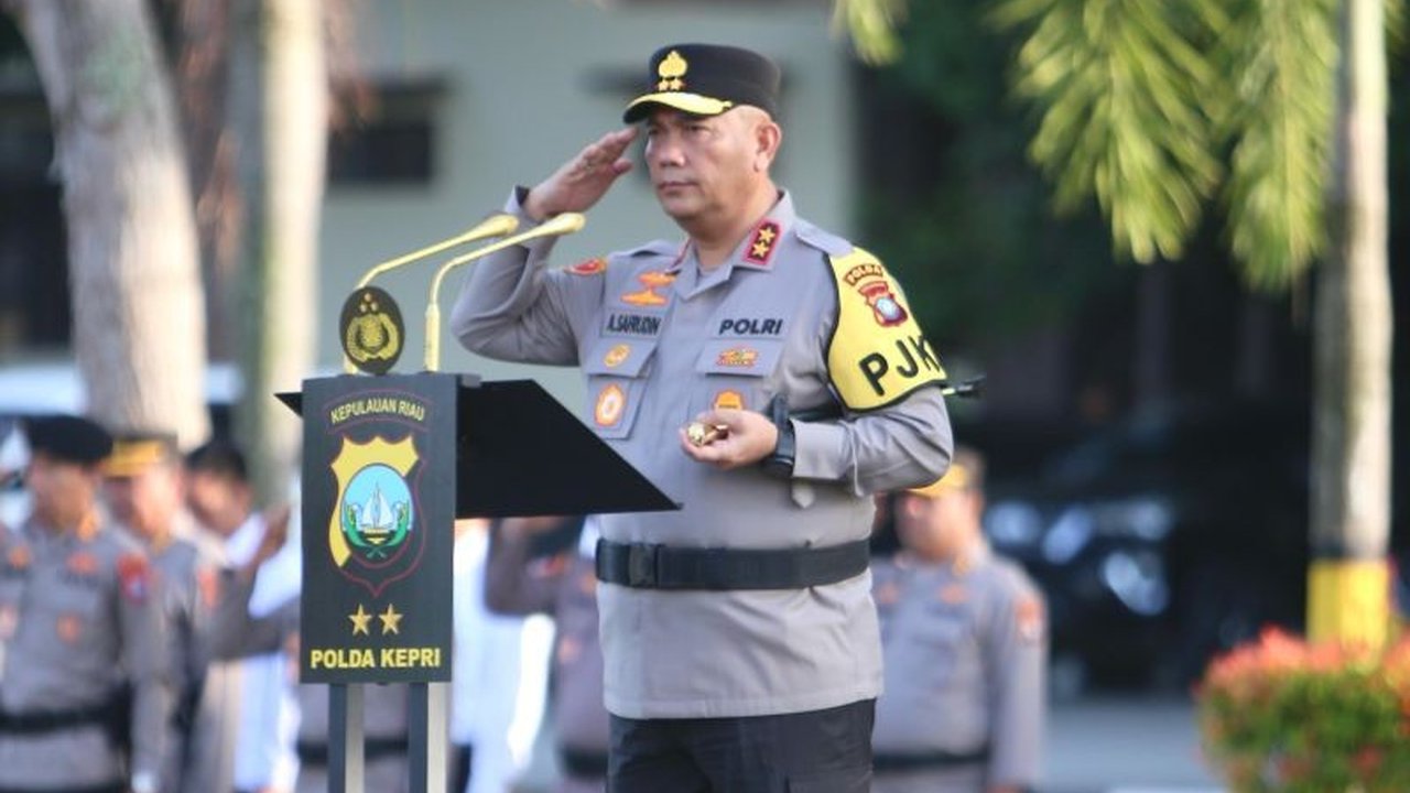 Kapolda Kepri, Irjen Pol. Asep Safrudin, menginstruksikan peningkatan patroli keamanan dan komunikasi dengan masyarakat untuk memastikan Ramadhan berjalan kondusif di Kepulauan Riau.