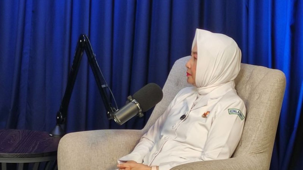 Kepala BMKG, Dwikorita Karnawati, optimis target mencetak 500 doktor muda di bidang meteorologi, klimatologi, dan geofisika akan tercapai sebelum 2030 untuk menghadapi tantangan perubahan iklim.