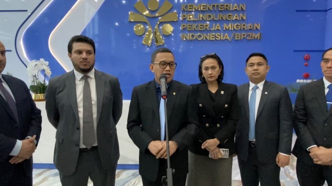 Menteri Karding menargetkan dimulainya kerja sama penempatan Pekerja Migran Indonesia (PMI) ke Arab Saudi pada Maret 2025, setelah melakukan kunjungan balasan dan melihat perkembangan positif dalam perlindungan PMI di Arab Saudi.