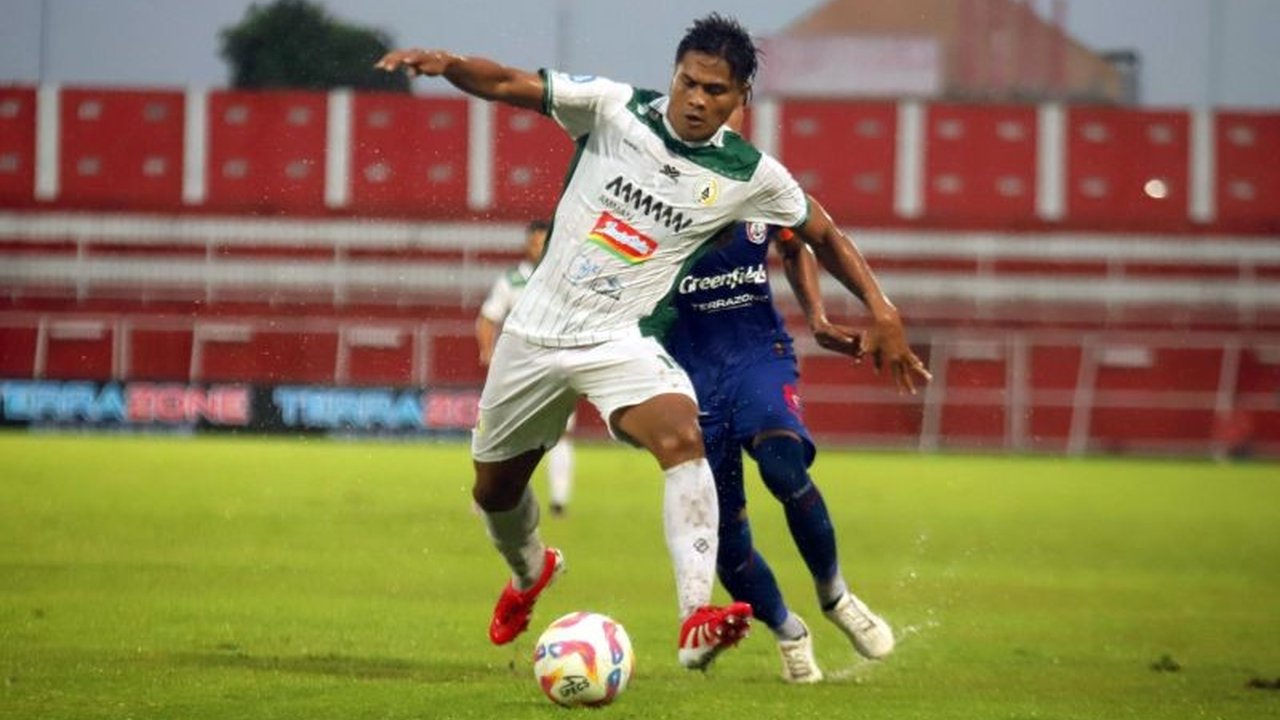 Pelatih PSS Sleman, Uiles Geraldo Goncalves De Freitas Junior, mengungkapkan kekecewaan mendalam pasca kekalahan telak 2-6 dari Arema FC di Liga 1 Indonesia, Senin (17/2), di Blitar, Jawa Timur,  dan menyebut performa tim menurun drastis di babak kedua.