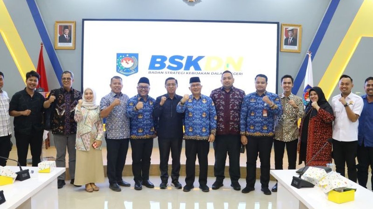 Badan Strategi Kebijakan Dalam Negeri (BSKDN) mendorong Pemerintah Daerah Jambi untuk memperkuat kebijakan berbasis data guna meningkatkan efektivitas pembangunan dan daya saing daerah, khususnya dengan penguatan Badan Riset dan Inovasi Daerah (BRIDA).