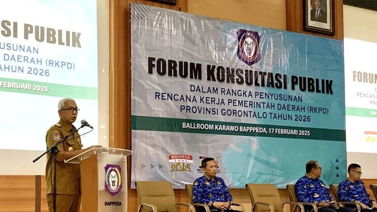 Pj Gubernur Gorontalo, Rudy Salahuddin, mendorong perubahan struktur ekonomi untuk meningkatkan pertumbuhan ekonomi yang saat ini masih di bawah capaian tahun sebelumnya dan mengatasi tingginya angka pengangguran.