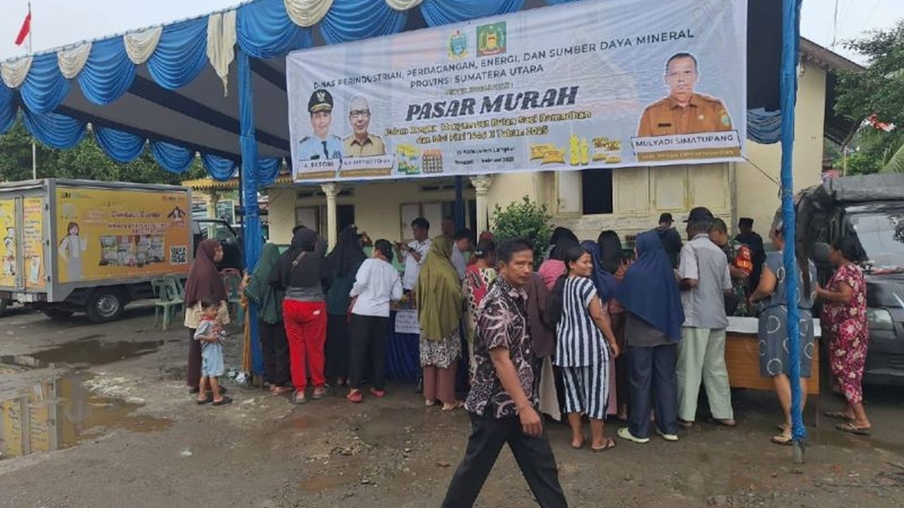Pemerintah Provinsi Sumatera Utara (Sumut) telah menggelar pasar murah di enam daerah untuk menstabilkan harga kebutuhan pokok menjelang Ramadhan, dengan harga yang lebih terjangkau dibandingkan harga pasar.