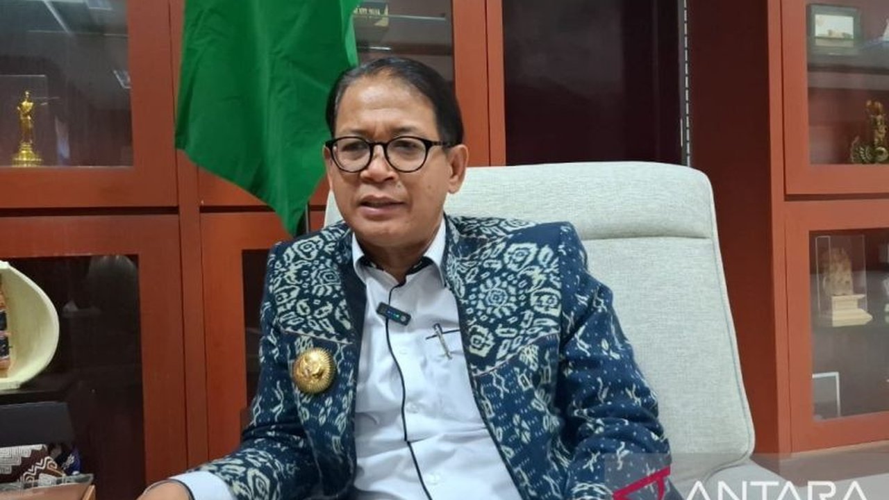 Kunjungan Cristiano Ronaldo ke NTT pada 19 Februari 2024 bukan sekadar wisata, melainkan misi kemanusiaan membantu penderita kanker dan diharapkan dapat menginspirasi anak muda serta memajukan sepak bola dan pariwisata NTT.