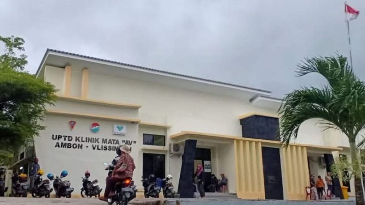 Pemkot Ambon sedang berupaya meningkatkan status Klinik Mata Ambon Vlissingen menjadi RSUD mata tipe D untuk meningkatkan pelayanan kesehatan mata bagi masyarakat Maluku dan sekitarnya.
