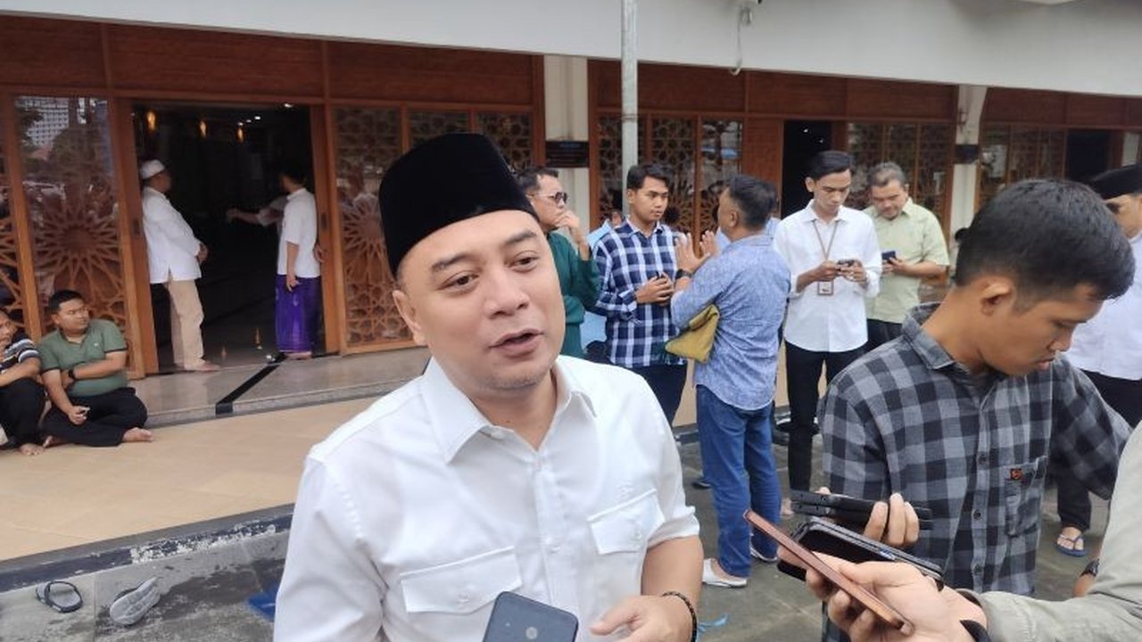 Pemerintah Kota Surabaya memastikan tidak akan melakukan PHK terhadap tenaga kontrak atau pegawai non-ASN meskipun ada instruksi efisiensi anggaran dari pemerintah pusat.