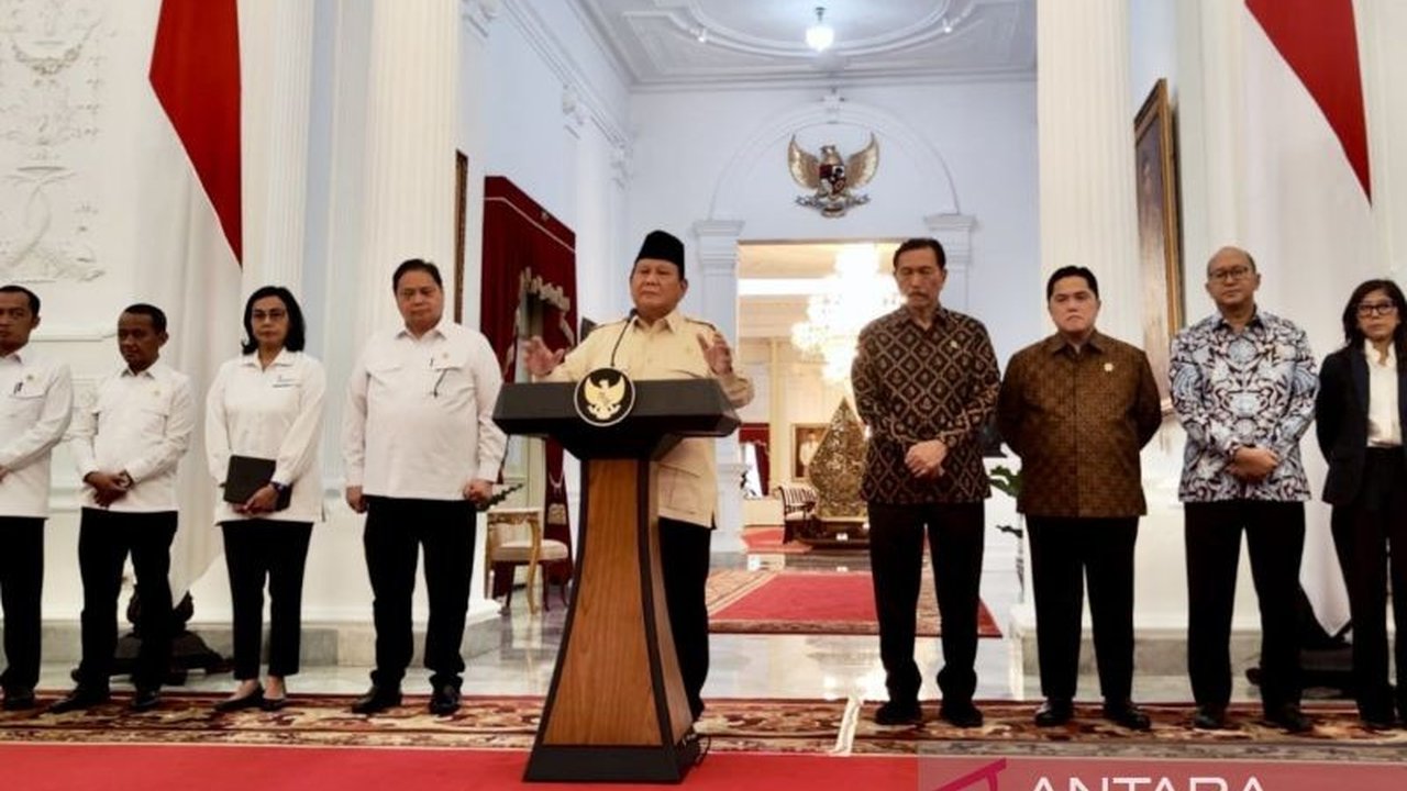 Presiden Prabowo Subianto optimis Badan Pengelolaan Investasi Daya Anagata Nusantara (BPI Danantara) akan menjadi tulang punggung perekonomian Indonesia di masa depan, dengan aset kelolaan lebih dari US$900 miliar dan rencana peluncuran 24 Februari 2025.