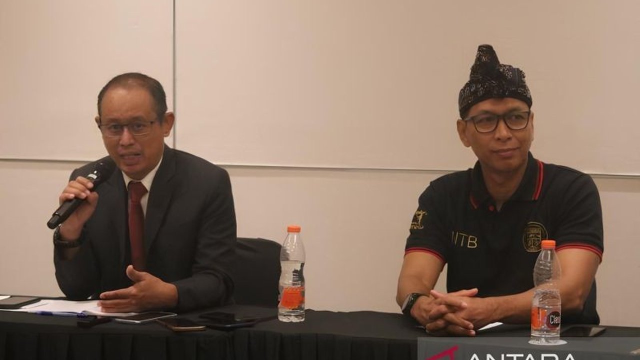 Pemangkasan anggaran pemerintah berdampak negatif pada okupansi hotel di NTB, mengancam pendapatan daerah dan berpotensi memicu PHK di sektor pariwisata.