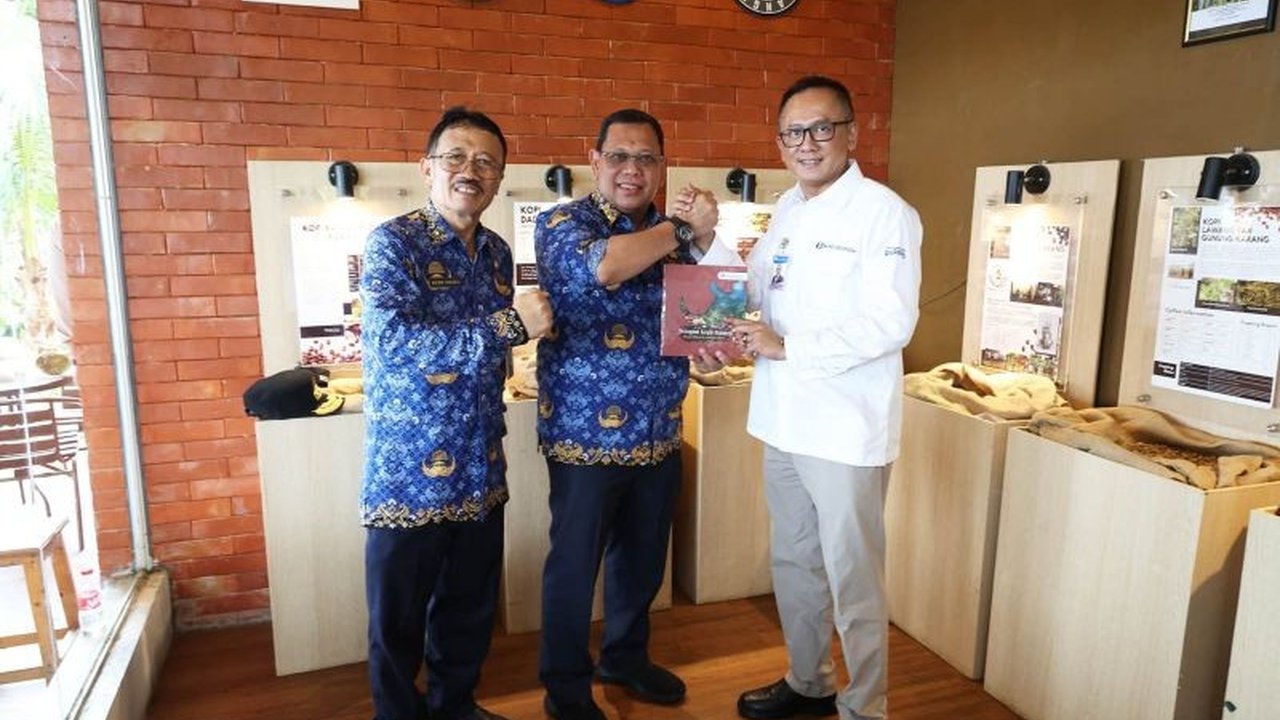 Pemprov Banten optimis budidaya kopi, khususnya di Imah Kopi Banten, akan meningkatkan perekonomian masyarakat dan menjadikannya ekowisata unggulan.