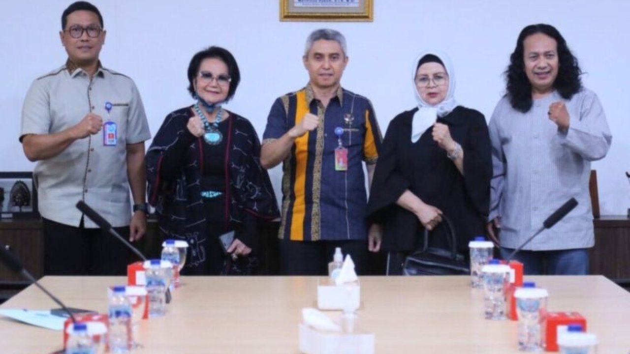 Badan Narkotika Nasional (BNN) dan Persatuan Artis Film Indonesia (PARFI) sepakat bekerja sama untuk mencegah penyalahgunaan narkoba di industri film Indonesia melalui seminar, workshop, dan kampanye anti-narkoba.