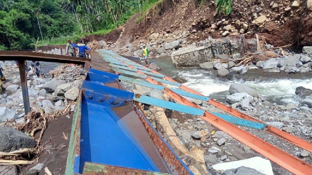 Jembatan Putus Situbondo: 500 Jiwa Terisolasi, BPBD Ajukan Bantuan ke Pemprov Jatim