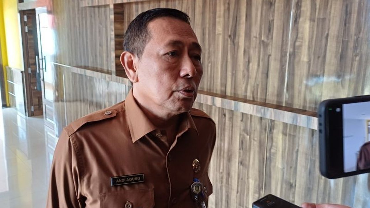 Disdik Kepri umumkan siswa SMA/SMK/SLB akan mengikuti pesantren Ramadhan selama seminggu pada 6-12 Maret 2025, dilanjutkan kegiatan belajar mengajar hingga 25 Maret 2025, dan libur Idul Fitri 26 Maret - 8 April 2025.