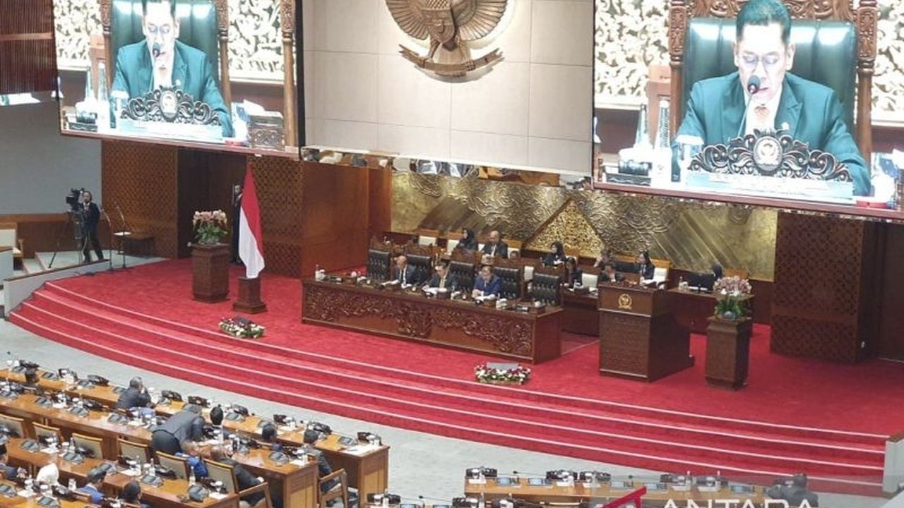 Rapat Paripurna DPR RI menyetujui Rancangan Undang-Undang (RUU) tentang Perubahan Keempat atas Undang-Undang Nomor 4 Tahun 2009 tentang Minerba menjadi undang-undang, dengan perubahan skema IUP dan peran serta UMKM.