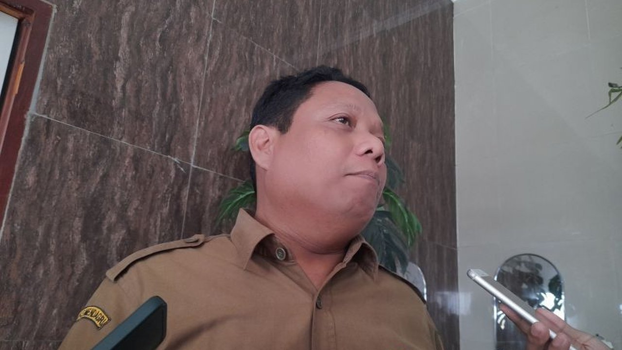 Dinas Kesehatan Kota Serang memprioritaskan Standar Pelayanan Minimal (SPM) di tahun 2025 untuk meningkatkan kualitas layanan kesehatan, termasuk layanan ibu hamil, lansia, dan penanganan stunting, serta memastikan akses kesehatan merata bagi seluruh warg