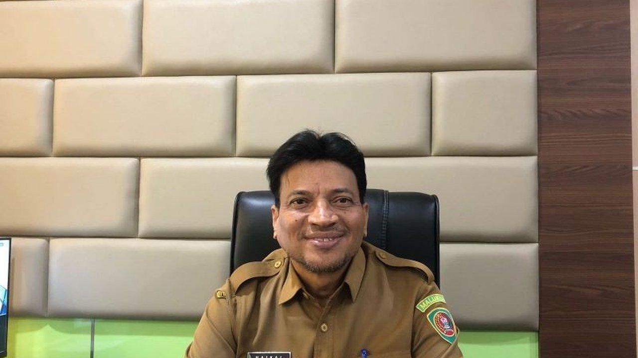 Pemerintah Provinsi Maluku melihat pengelolaan hutan produksi seluas 2,8 juta hektare sebagai peluang besar untuk menciptakan lapangan kerja dan meningkatkan perekonomian daerah.