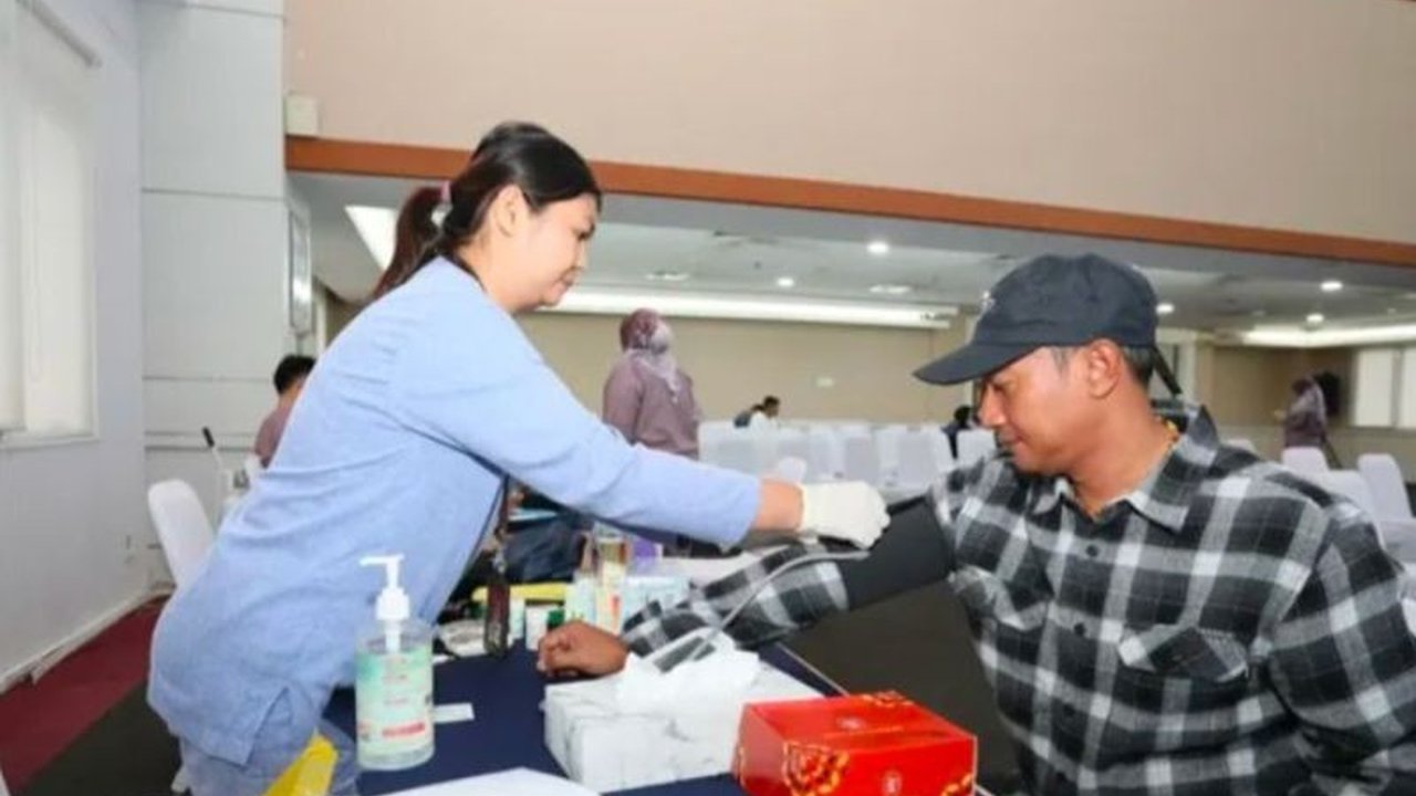 Bupati Pacitan terpilih, Indrata Nur Bayuaji, memastikan kehadirannya dalam retret kepala daerah di Akmil Magelang pada 21-28 Februari 2025 untuk pembekalan kepemimpinan dan program nasional.