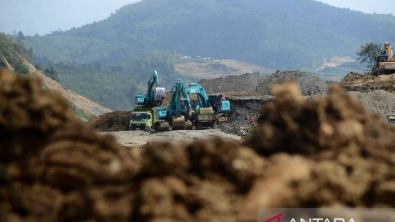 Bank Indonesia (BI) Aceh optimis ekonomi Aceh tetap tumbuh positif di 2025, meskipun ada efisiensi anggaran dan keterbatasan proyek strategis nasional, ditopang sektor pertanian dan peningkatan ekspor.