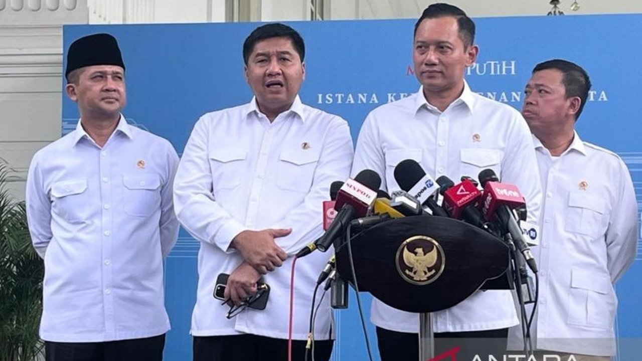 Menteri Perumahan Rakyat Maruarar Sirait berkomitmen menyelesaikan penutupan akses jalan di PIK 1, Jakarta Utara, yang berdampak pada warga dan telah memicu demonstrasi.