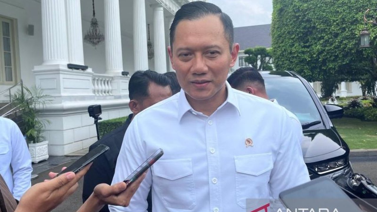 Agus Harimurti Yudhoyono (AHY) menyatakan kesiapannya memimpin kembali Partai Demokrat jika diinginkan kader dan pemilik suara, dalam Kongres partai yang akan digelar pada 24-25 Februari 2024.