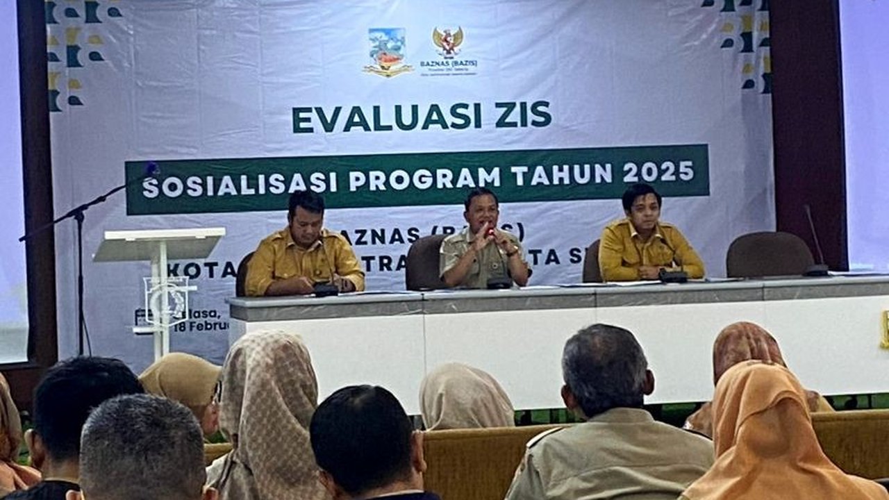 Pemerintah Kota Jakarta Selatan menargetkan perolehan Zakat, Infak, dan Sedekah (ZIS) sebesar Rp85 miliar pada tahun 2025, meningkat dari capaian Rp55 miliar di tahun sebelumnya, untuk berbagai program sosial.