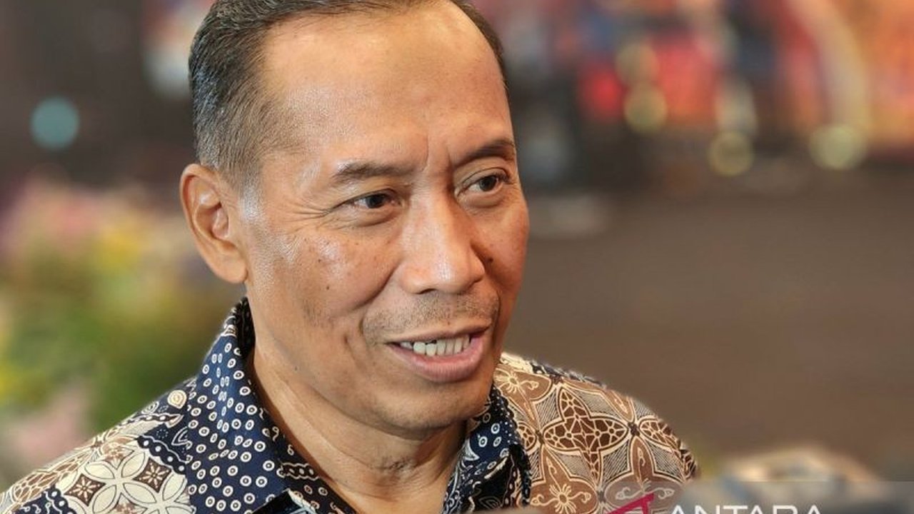 Wamendiktisaintek Pastikan Efisiensi Anggaran Tak Pengaruhi Beasiswa Mahasiswa