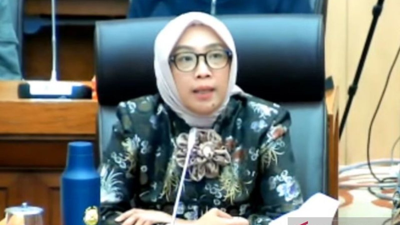 BRIN mengkaji ulang 28 lokasi potensial PLTN di Indonesia, termasuk Semenanjung Muria, Batam, dan Nusa Tenggara Barat, untuk memenuhi kebutuhan energi nasional yang terus meningkat.