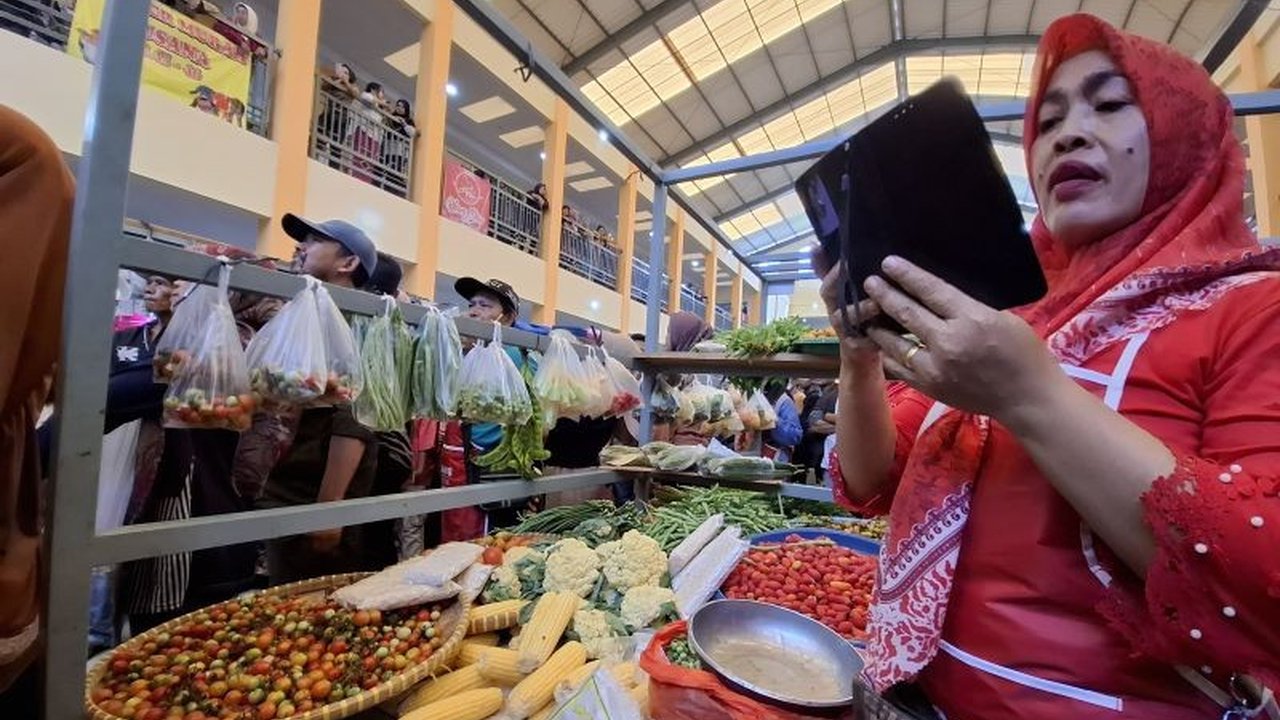 Pemerintah Provinsi Lampung melalui Disperindag akan menggelar operasi pasar murah bersubsidi di 20 titik di berbagai kabupaten/kota untuk menjaga stabilitas harga pangan selama Ramadhan dan Lebaran 2025.