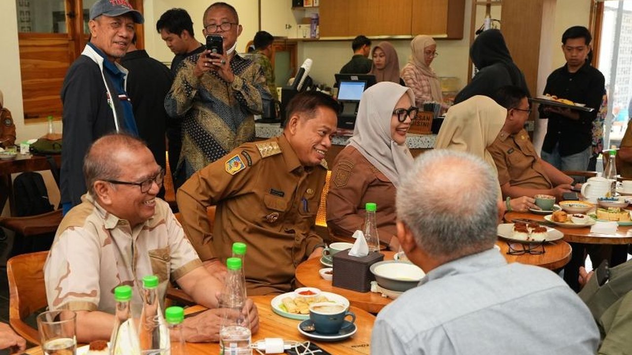 Penjabat Gubernur Sulsel, Fadjry Djufry, fokus pada program Makan Bergizi Gratis (MBG), Cek Kesehatan Gratis (CKG), dan pencapaian swasembada pangan meski dengan anggaran terbatas, demi mendukung AstaCita Presiden Prabowo Subianto.