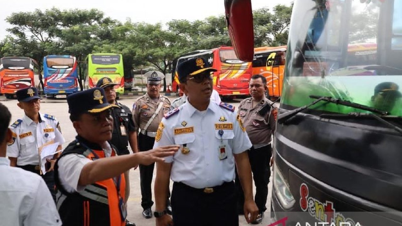 Dinas Perhubungan Sumatera Utara mengintervensi pengguna sepeda motor dalam program mudik gratis Lebaran 2025 untuk menekan angka kecelakaan lalu lintas dengan melibatkan kereta api, bus, dan kapal laut serta memprioritaskan pemudik yang taat pajak.