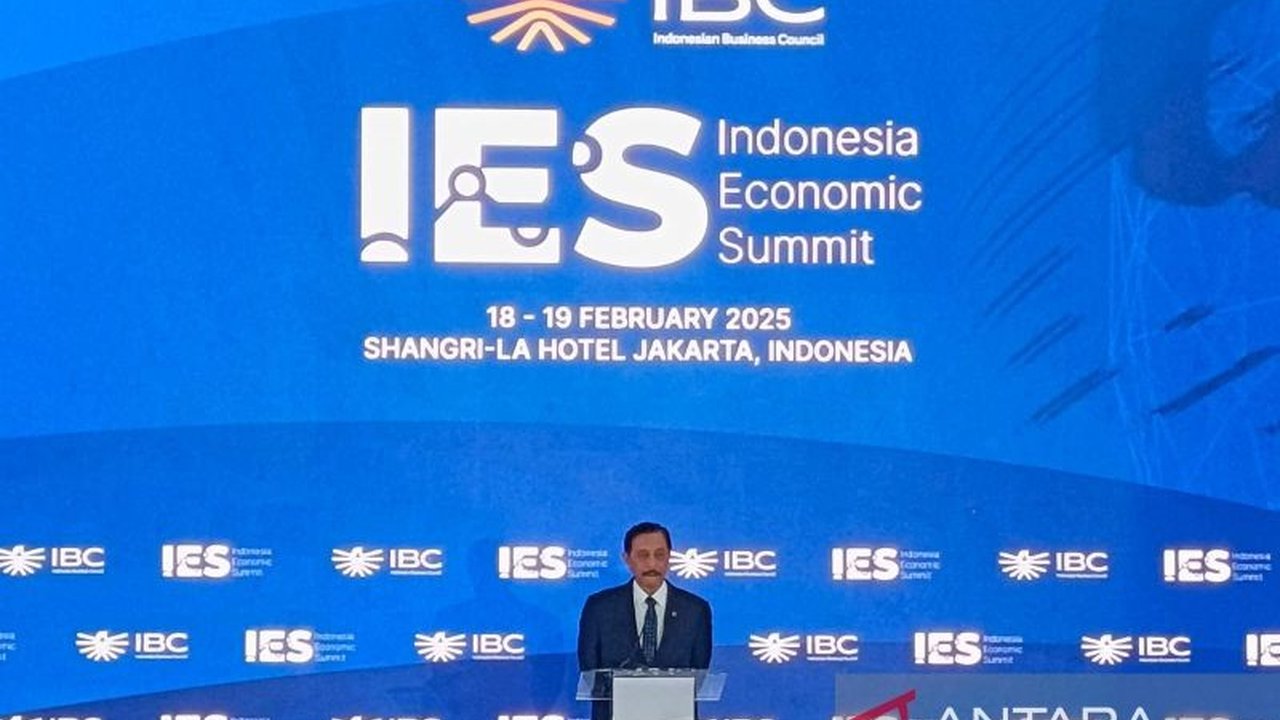 Menko Luhut Pandjaitan menilai pembentukan Danantara, pengelola aset negara senilai Rp9.480 triliun, mendorong efisiensi dan transparansi BUMN serta menarik minat investasi asing, seperti dari Abu Dhabi.