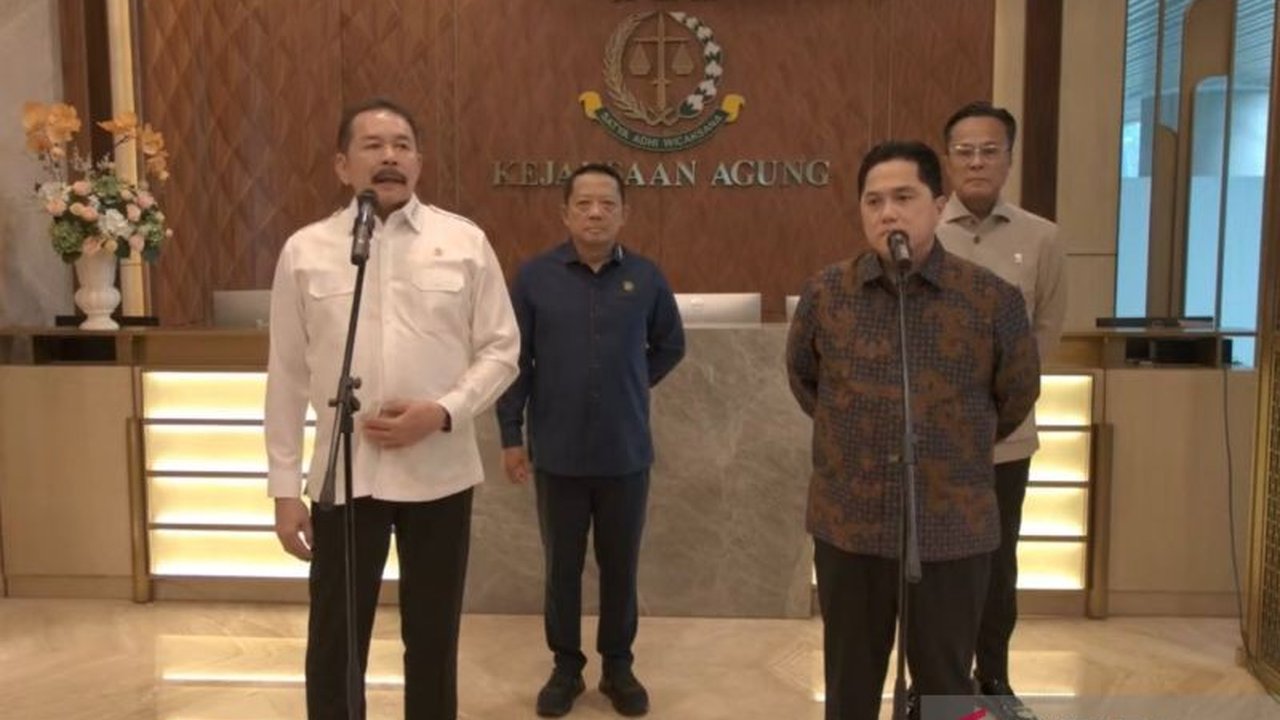 Menteri BUMN Erick Thohir memastikan BUMN akan menjaga aset sitaan seluas 200 ribu hektar dari PT Duta Palma Group untuk mencegah penurunan produktivitas dan melindungi pekerja serta masyarakat sekitar.