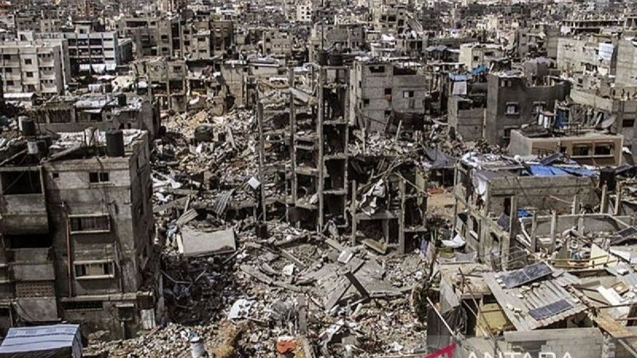 Mantan pelapor khusus PBB, Richard Falk, menilai mobilisasi rakyat di Gaza berpotensi memaksa Netanyahu dan Trump mengubah kebijakan mereka terhadap Palestina, khususnya rencana kontroversial Trump untuk Gaza.