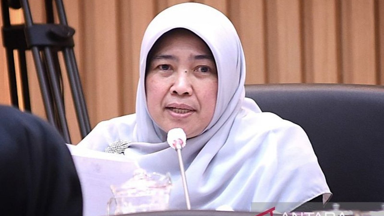 Anggota DPR mengapresiasi revisi PP JKP yang menaikkan manfaat uang tunai dan menurunkan iuran, dinilai lebih berpihak pada pekerja yang terkena PHK.