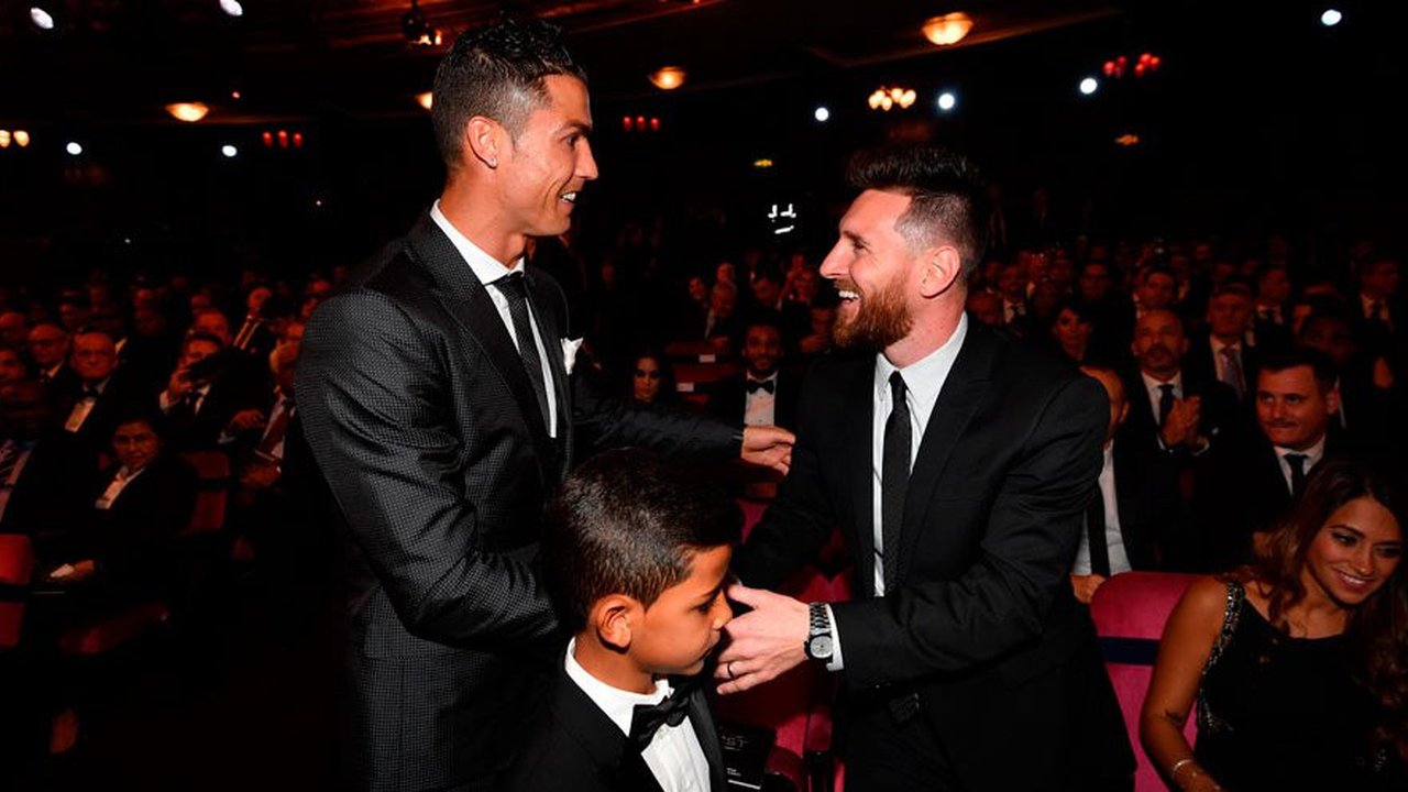 Pernah Lama jadi Rekan Setim Cristiano Ronaldo, Casemiro Justru Pilih Lionel Messi sebagai Pemain Terbaik Dunia