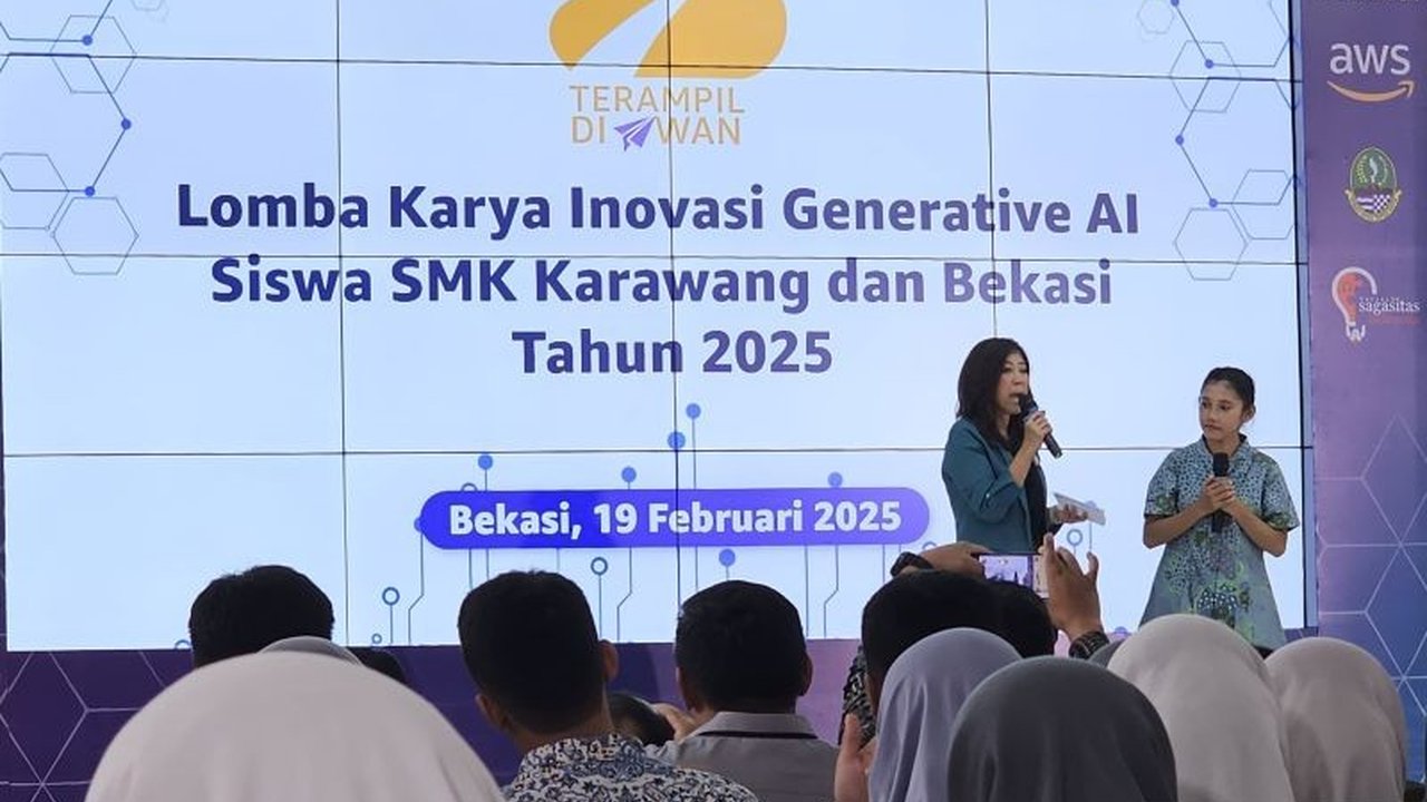 Menkominfo Meutya Hafid tegaskan Indonesia mengambil posisi netral dalam persaingan AI global, memanfaatkan teknologi dari berbagai negara untuk percepatan transformasi digital.