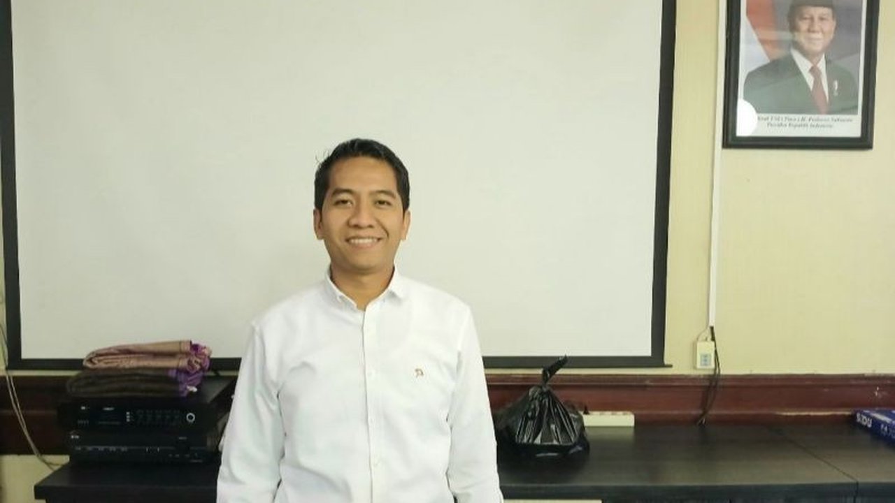 DPRD Surabaya mendorong integrasi sistem pembayaran transportasi publik, seperti Wira-Wiri, Suroboyo Bus, dan Trans Semanggi, untuk kemudahan dan efisiensi layanan bagi masyarakat.