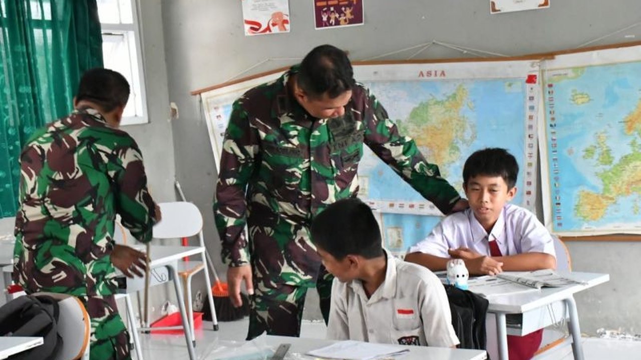 Kodim 0802/Ponorogo mengimbau masyarakat untuk waspada terhadap penipuan yang mengatasnamakan program Makan Bergizi Gratis (MBG), setelah beberapa warga mengalami kerugian hingga jutaan rupiah.