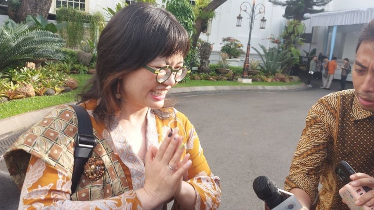 Wakil Menteri Pendidikan Tinggi, Sains, dan Teknologi (Wamendiktisaintek) Stella Christie menyatakan pergantian Mendiktisaintek merupakan keputusan terbaik Presiden untuk kemajuan bangsa dan negara.