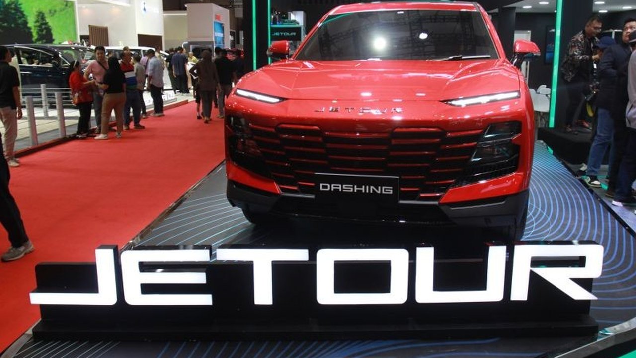 PT Jetour Motor Indonesia berkomitmen kembangkan pasar otomotif Tanah Air dengan target 30 diler resmi beroperasi pada 2025, dimulai dari kota-kota besar seperti Batam, Surabaya, dan Makassar.