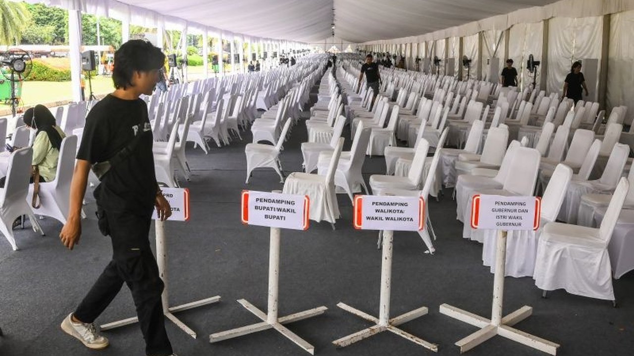 Presiden Prabowo Subianto melantik 961 kepala daerah terpilih Pilkada 2024 di Istana Kepresidenan, menandai babak baru tata kelola pemerintahan daerah Indonesia.