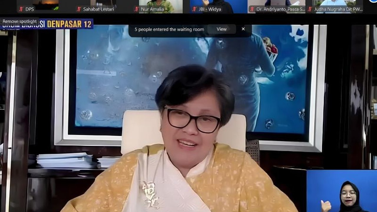 Wakil Ketua MPR Lestari Moerdijat mengajak semua pihak untuk menjadikan tren #KaburAjaDulu di media sosial sebagai bahan evaluasi kebijakan pembangunan nasional demi masa depan generasi muda Indonesia.