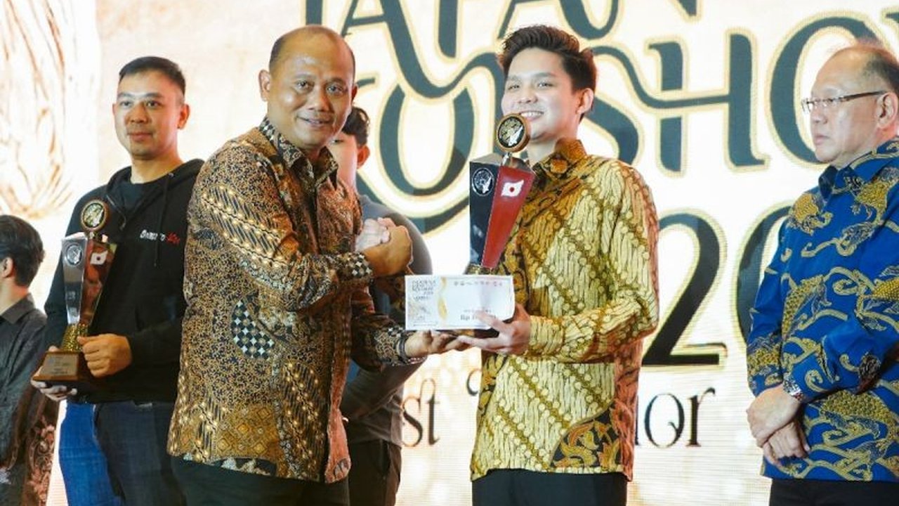 Kementerian Kelautan dan Perikanan (KKP) mengajak para pembudidaya ikan koi meningkatkan kualitas produksi untuk mendongkrak ekspor dan menjadikan Indonesia sebagai champion ikan hias dunia.