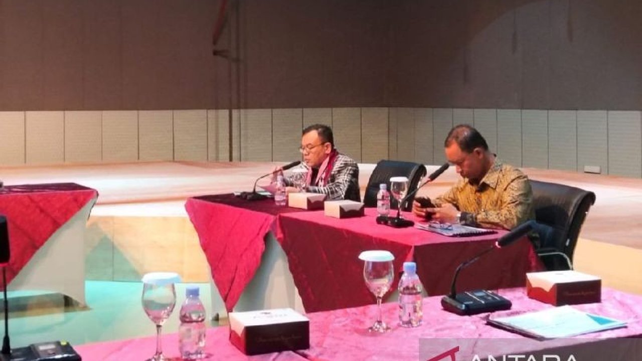 Komisi VII DPR RI akan mendalami hasil kunjungan kerja spesifik ke TVRI, RRI, dan ANTARA di tiga provinsi terkait kebijakan efisiensi anggaran, memastikan tidak ada pegawai yang dirugikan.