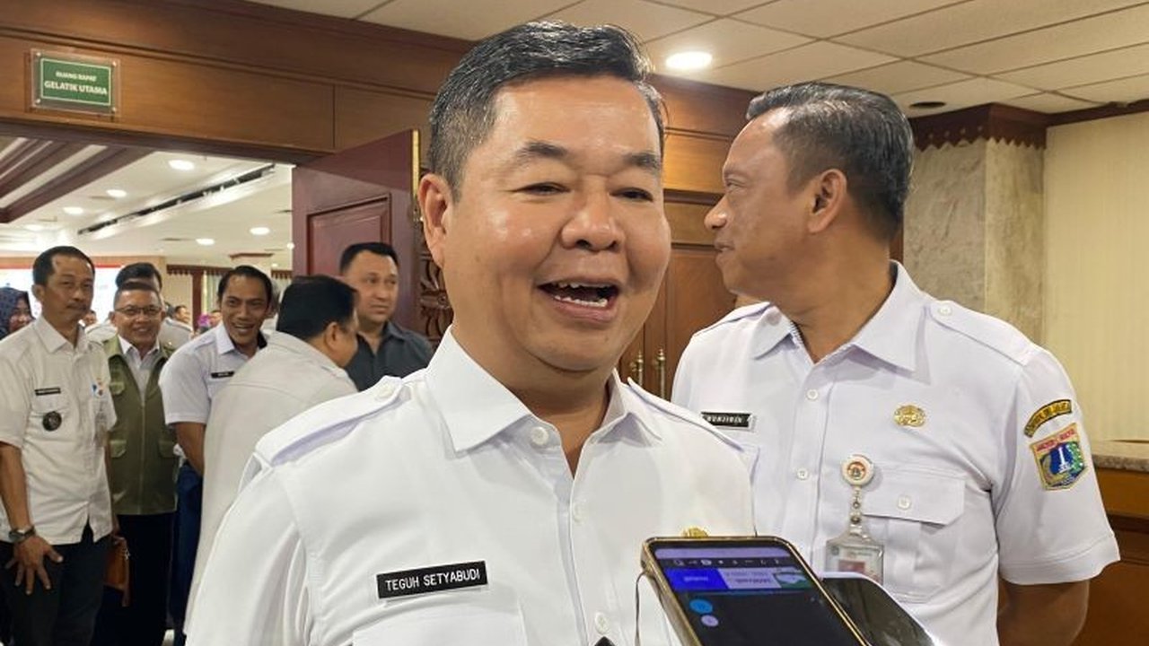 Penjabat Gubernur DKI Jakarta, Teguh Setyabudi, berpesan kepada ASN untuk terus optimal melayani warga demi kemajuan Jakarta menjelang berakhirnya masa jabatan dan serah terima kepada Gubernur dan Wagub terpilih.