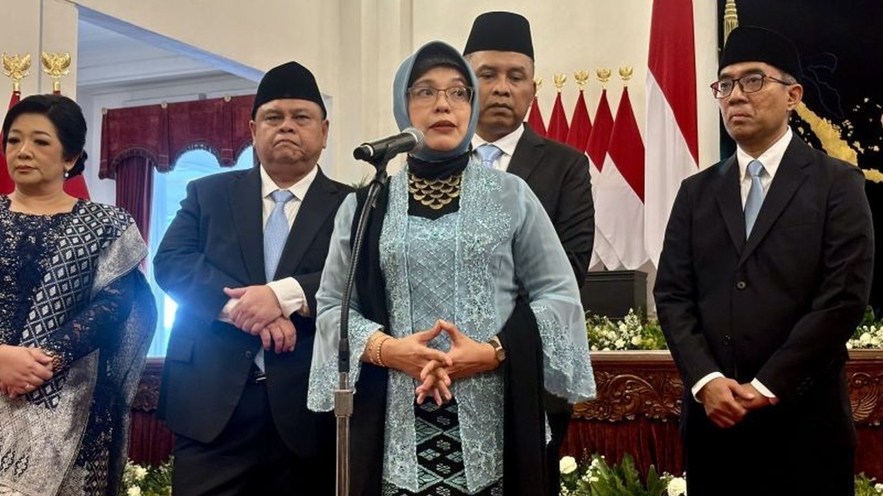 Kepala BPS, Amalia Adininggar Widyasanti, memastikan finalisasi Data Tunggal Sosial Ekonomi Nasional (DTSEN) segera dilakukan untuk menjadi acuan program pembangunan dan penyaluran bantuan pemerintah.