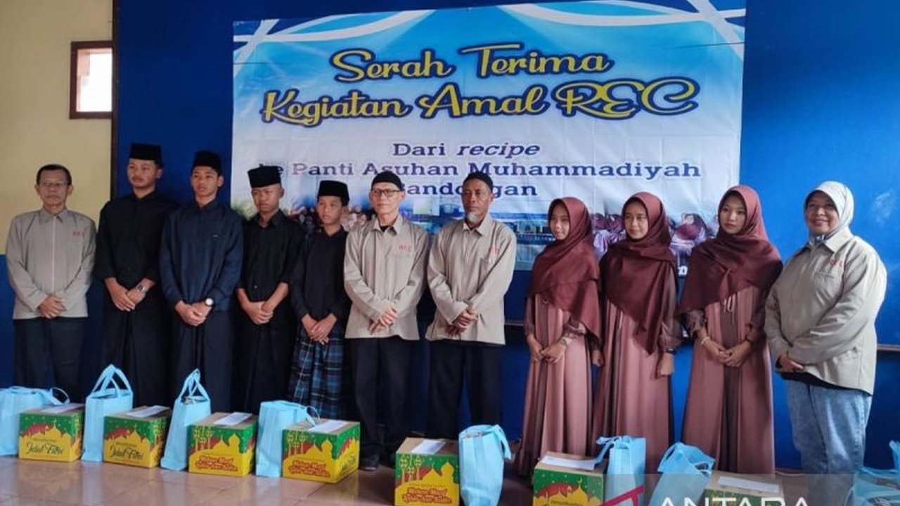 Perusahaan periklanan multinasional Recipe memberikan bantuan CSR untuk mendukung pendidikan di Panti Asuhan Yatim Muhammadiyah (PAYM) Bandongan, Magelang, Jawa Tengah, guna membantu proses belajar mengajar dan pengembangan karakter santri.