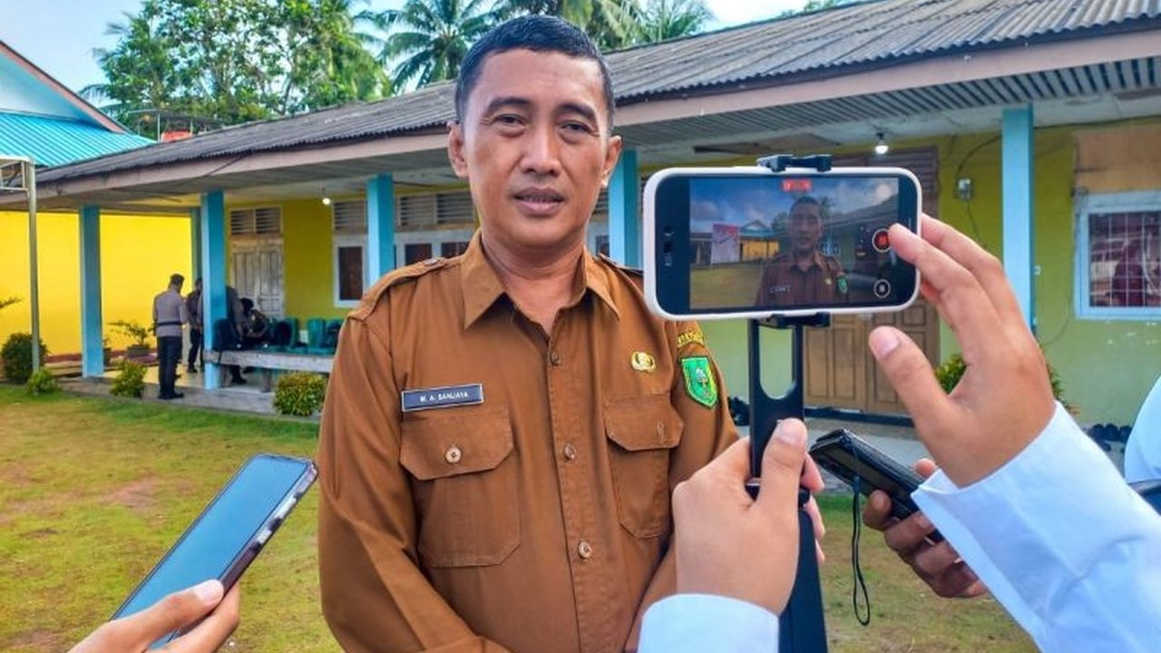 Sebanyak 1.500 tenaga non-ASN di Natuna diangkat menjadi PPPK paruh waktu berdasarkan Kepmenpan RB Nomor 16 Tahun 2025, guna penataan kepegawaian dan peningkatan pelayanan publik.